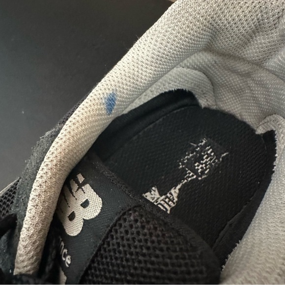 New Balance 515 Men’s 9 Black Suede Leather Gray Shoes Dad Sneakers Athletic - Picture 6 of 10